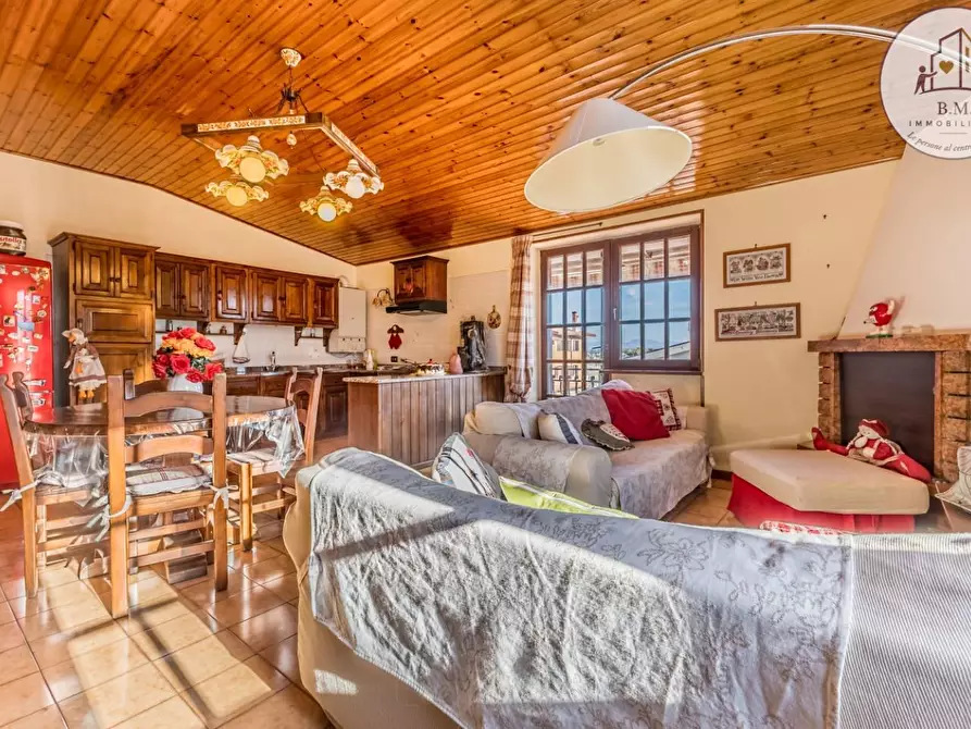 Immagine 45 di Villa in vendita  a Rignano Flaminio