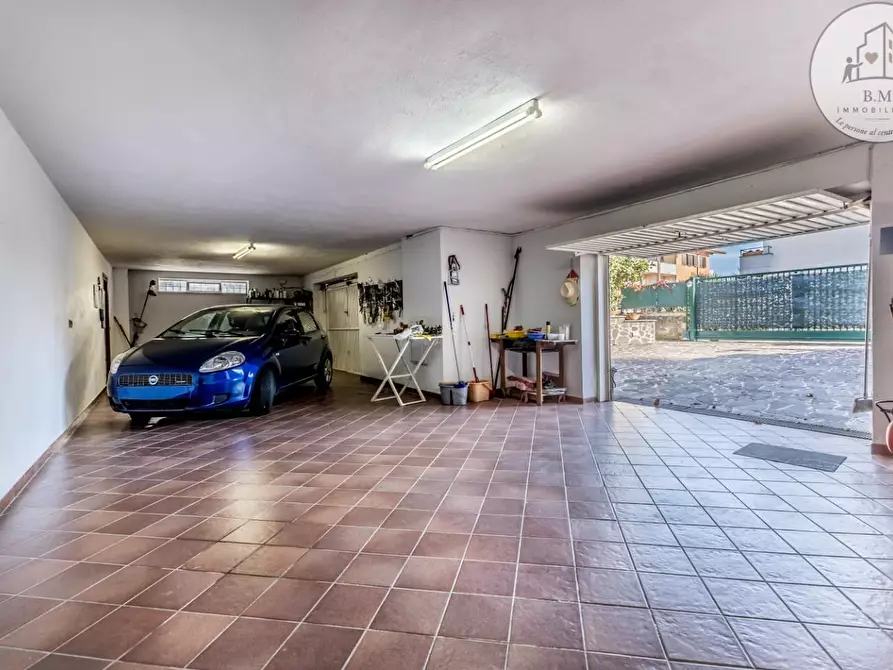 Immagine 47 di Villa in vendita  a Rignano Flaminio