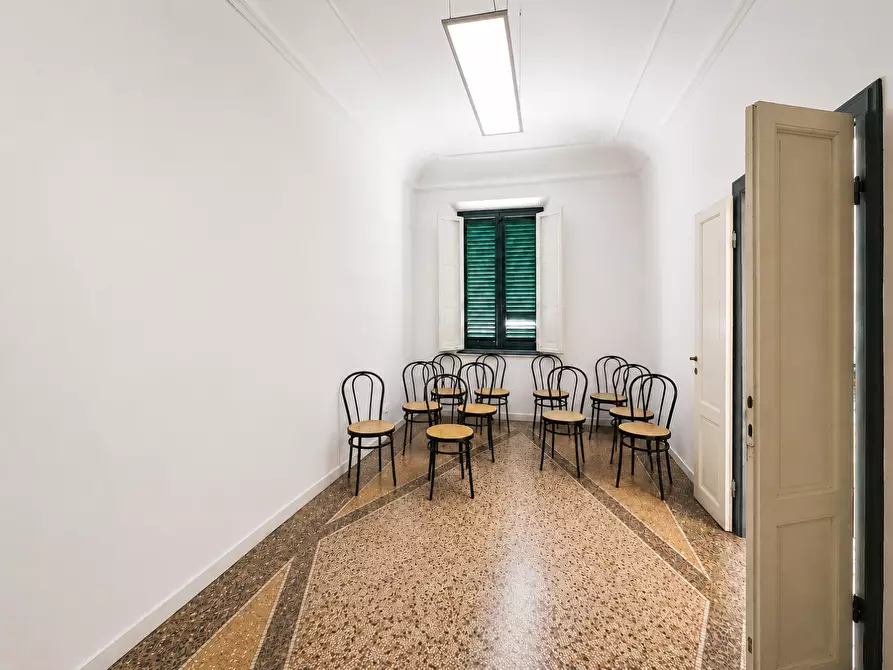 Immagine 12 di Appartamento in vendita  a Pontedera