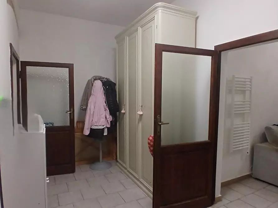 Immagine 13 di Appartamento in vendita  a Livorno