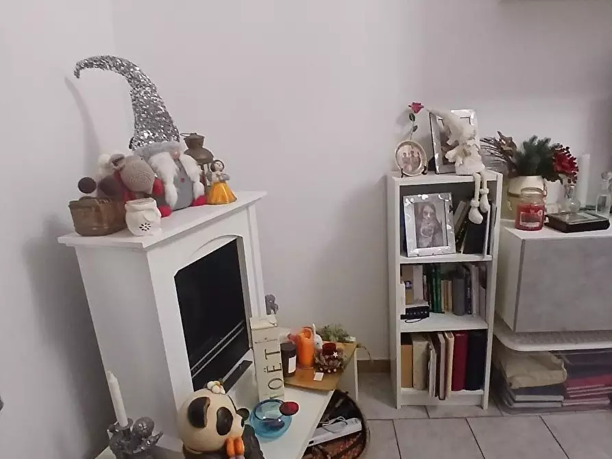 Immagine 3 di Appartamento in vendita  a Livorno