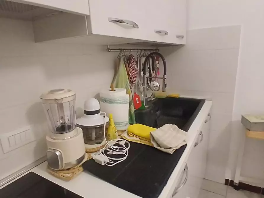 Immagine 24 di Appartamento in vendita  a Livorno