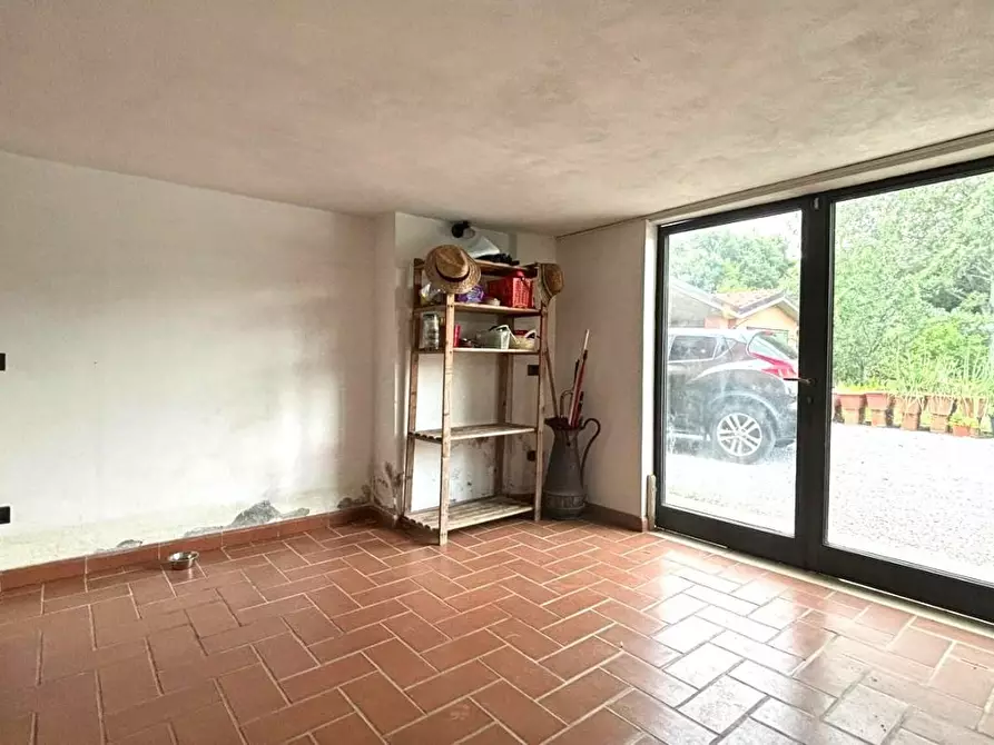Immagine 23 di Villa in vendita  a Capannori