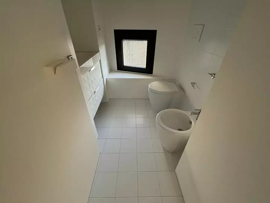 Immagine 44 di Appartamento in vendita  a Firenze