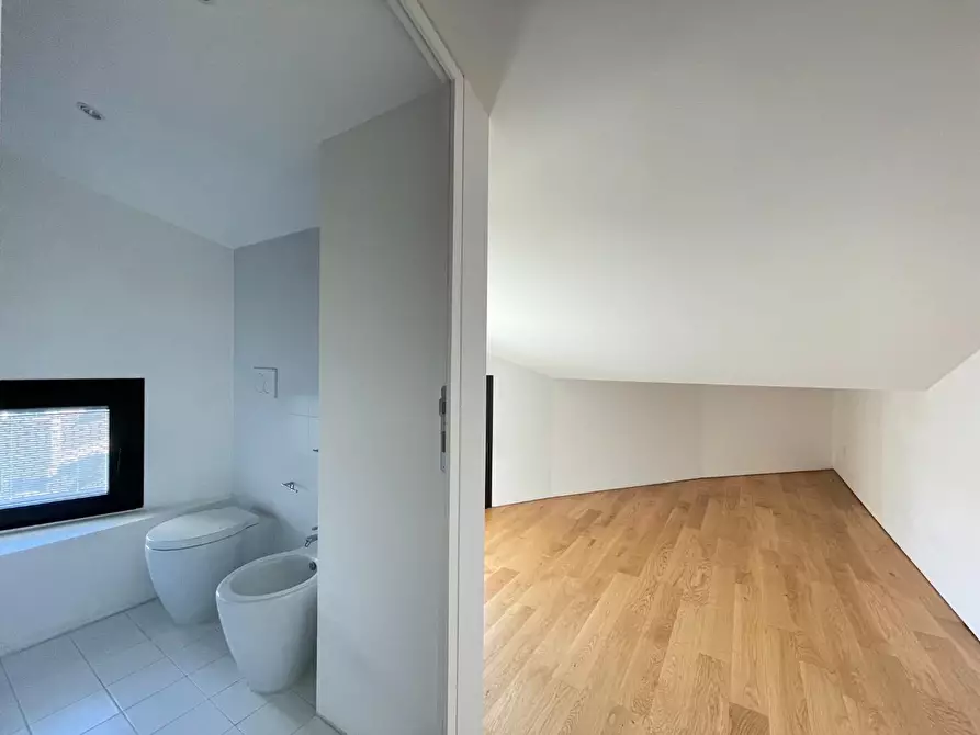 Immagine 42 di Appartamento in vendita  a Firenze