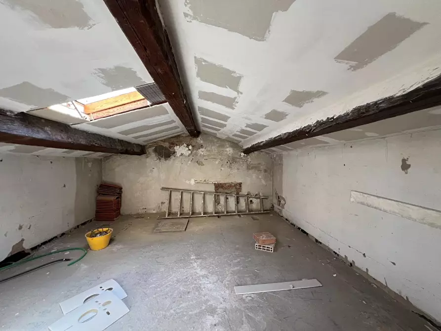 Immagine 5 di Appartamento in vendita  a Firenze