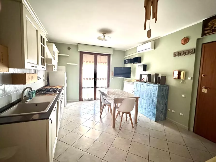 Immagine 2 di Appartamento in affitto  a Empoli