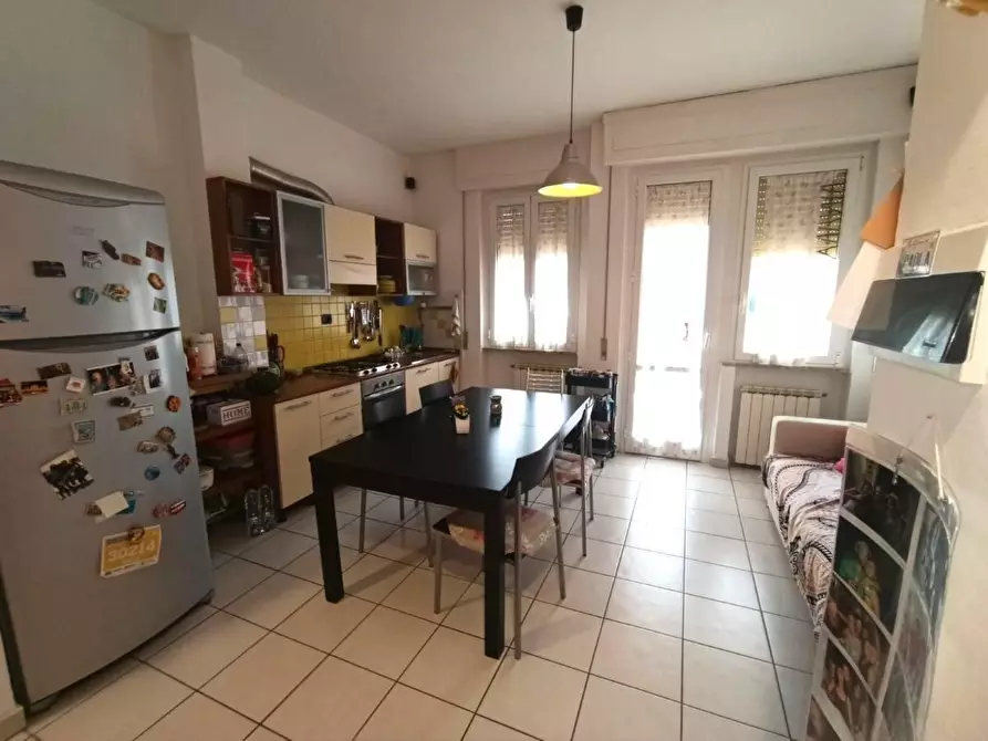 Immagine 5 di Appartamento in vendita  a Massa