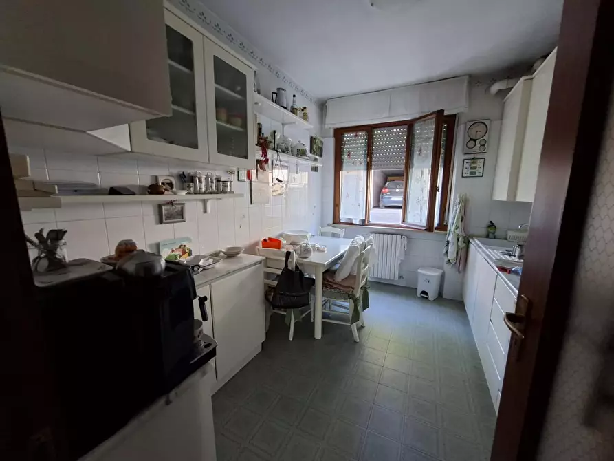 Immagine 4 di Appartamento in vendita  a Peccioli