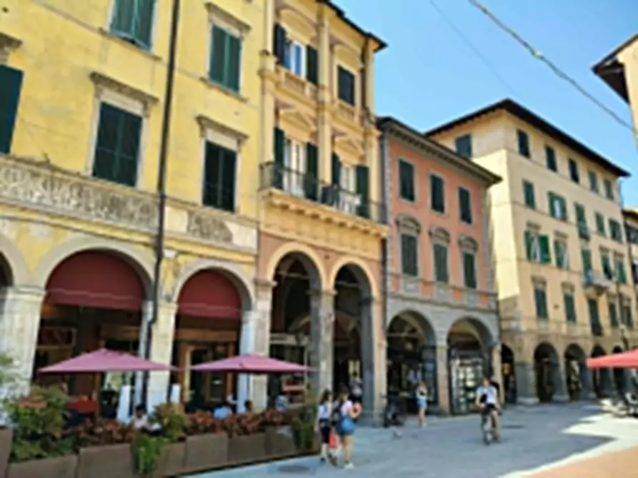 Immagine 1 di Appartamento in vendita  a Pisa