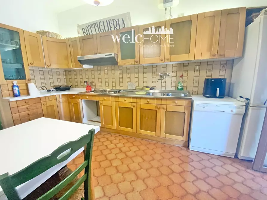 Immagine 21 di Appartamento in vendita  a Prato