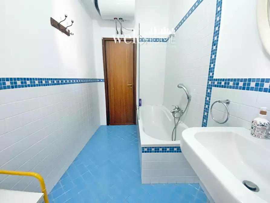Immagine 13 di Appartamento in vendita  a Prato