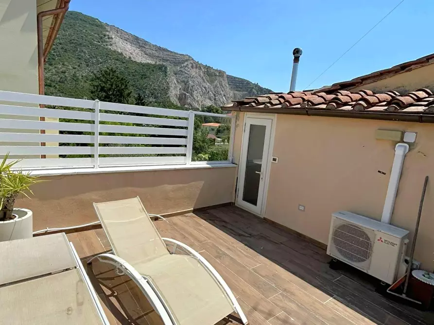 Immagine 60 di Casa indipendente in vendita  a Vicopisano