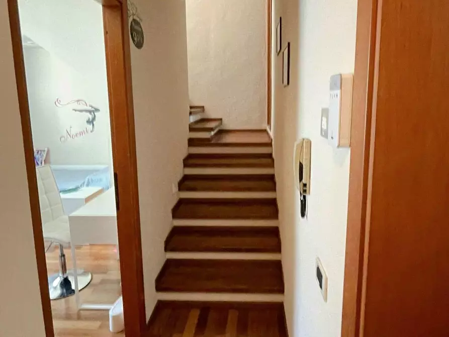 Immagine 46 di Casa indipendente in vendita  a Vicopisano