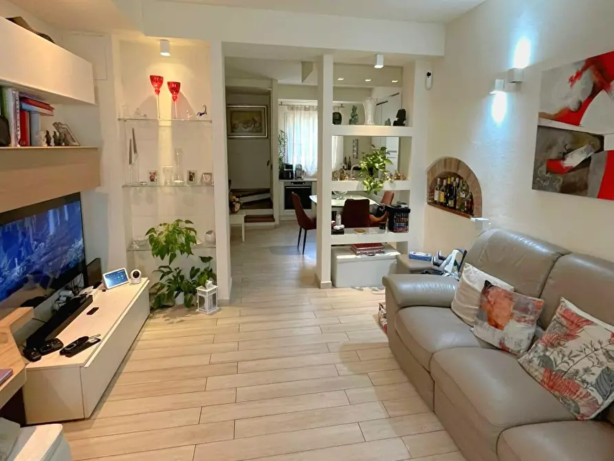 Immagine 53 di Casa indipendente in vendita  a Vicopisano
