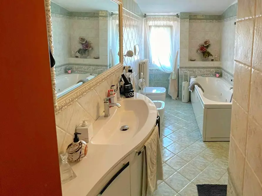 Immagine 11 di Casa indipendente in vendita  a Vicopisano