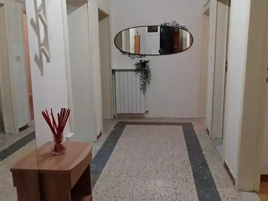 Immagine 2 di Appartamento in affitto  a Pisa