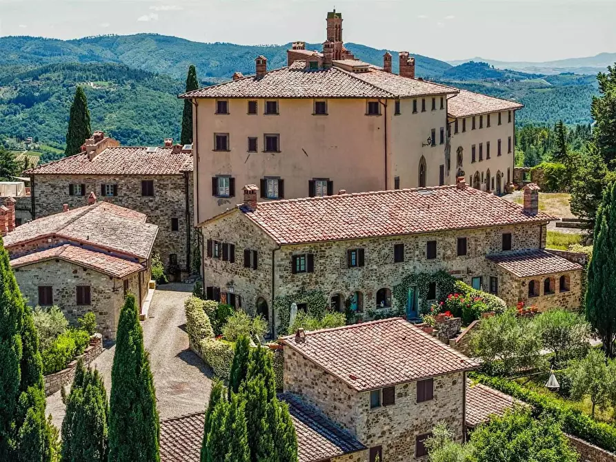 Immagine 7 di Rustico / casale in vendita  a Gaiole In Chianti