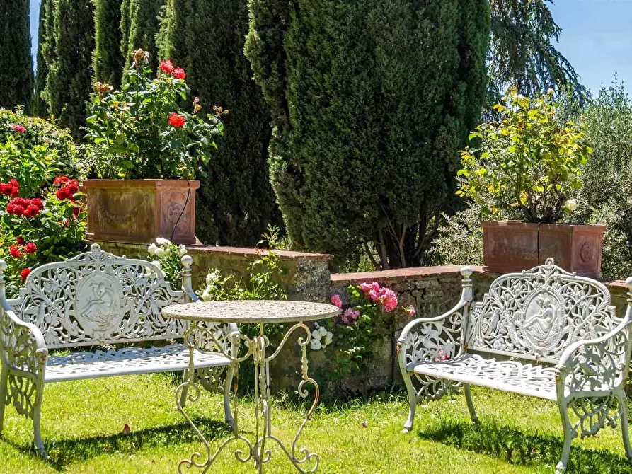 Immagine 17 di Rustico / casale in vendita  a Gaiole In Chianti