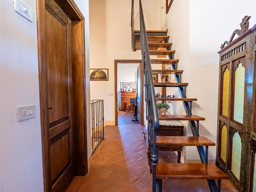 Immagine 45 di Rustico / casale in vendita  a Gaiole In Chianti