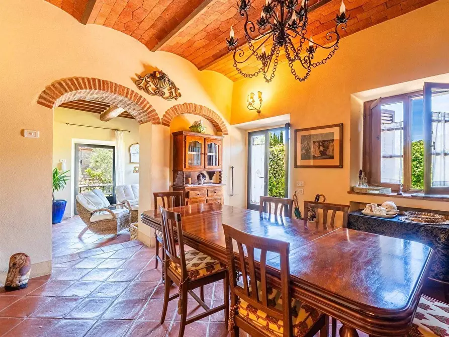Immagine 22 di Rustico / casale in vendita  a Gaiole In Chianti