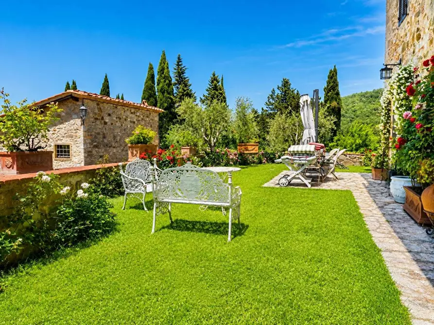 Immagine 16 di Rustico / casale in vendita  a Gaiole In Chianti