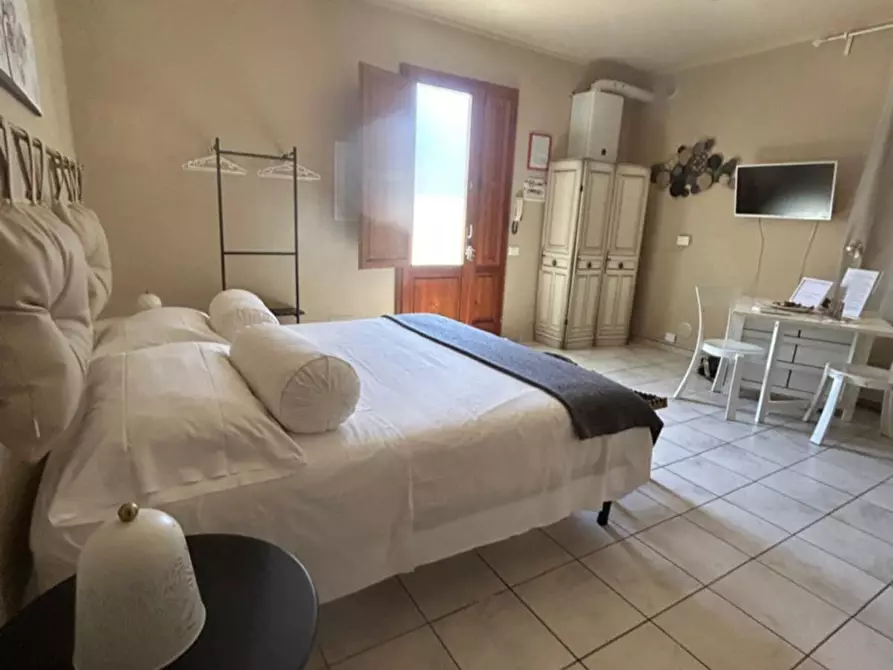 Immagine 4 di Appartamento in vendita  a Pisa
