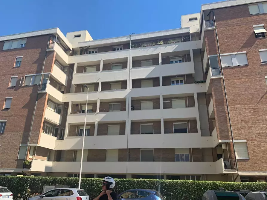 Immagine 33 di Appartamento in vendita  a Livorno
