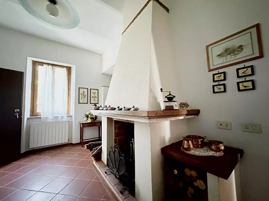Immagine 3 di Appartamento in vendita  a Marliana