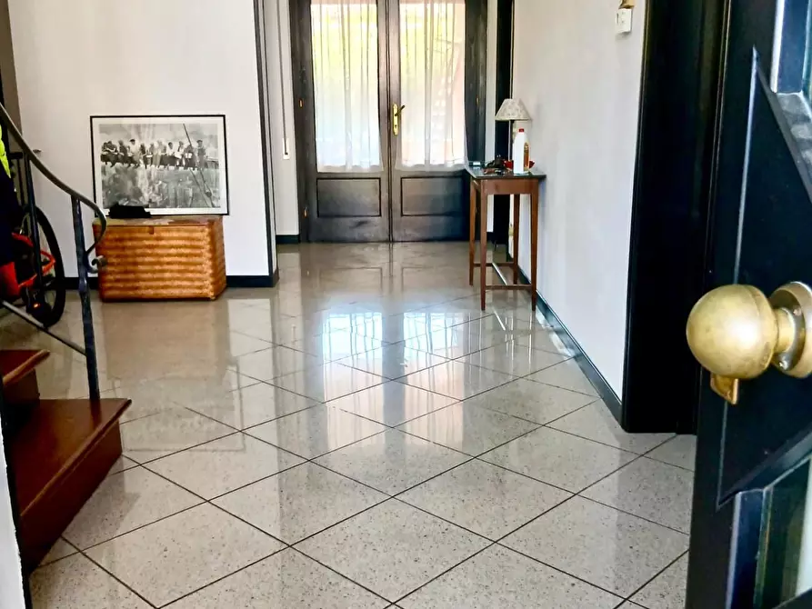 Immagine 7 di Casa indipendente in vendita  a Massarosa