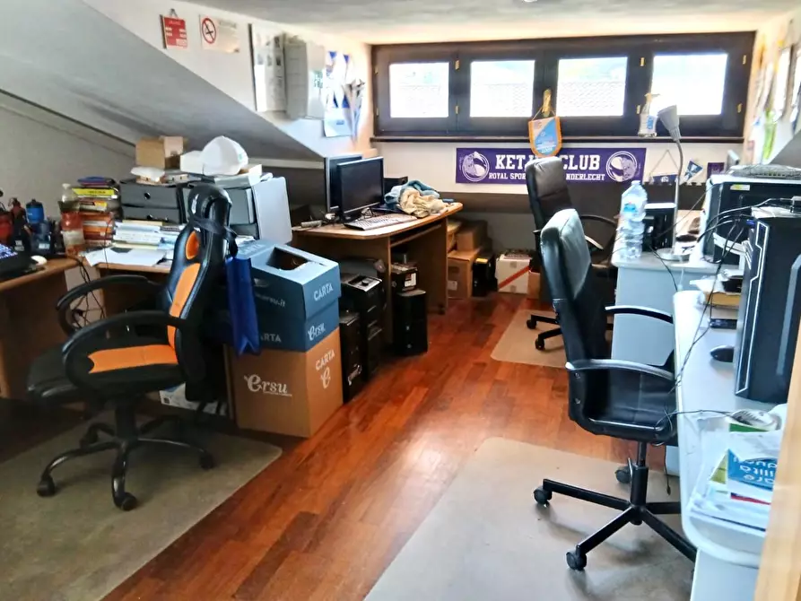 Immagine 18 di Casa indipendente in vendita  a Massarosa