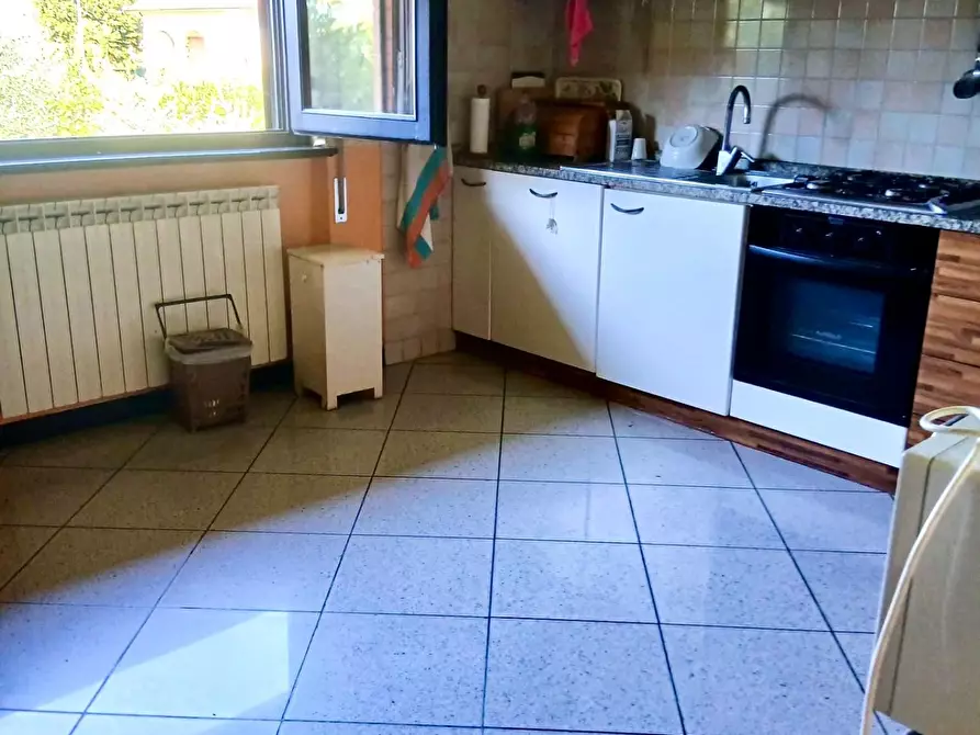 Immagine 10 di Casa indipendente in vendita  a Massarosa