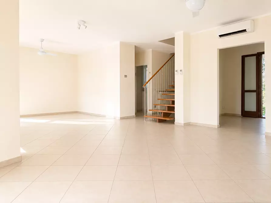 Immagine 2 di Casa bifamiliare in vendita  a San Giuliano Terme