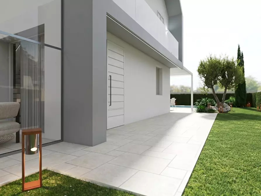 Immagine 10 di Casa bifamiliare in vendita  a Capannori