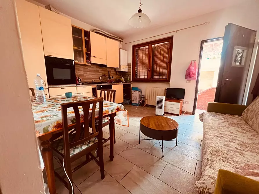 Immagine 3 di Appartamento in vendita  a Montecatini Terme