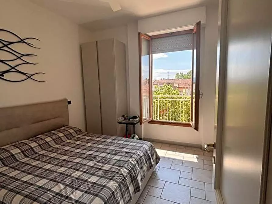 Immagine 13 di Appartamento in vendita  a Massa