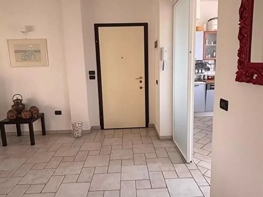 Immagine 9 di Appartamento in vendita  a Massa