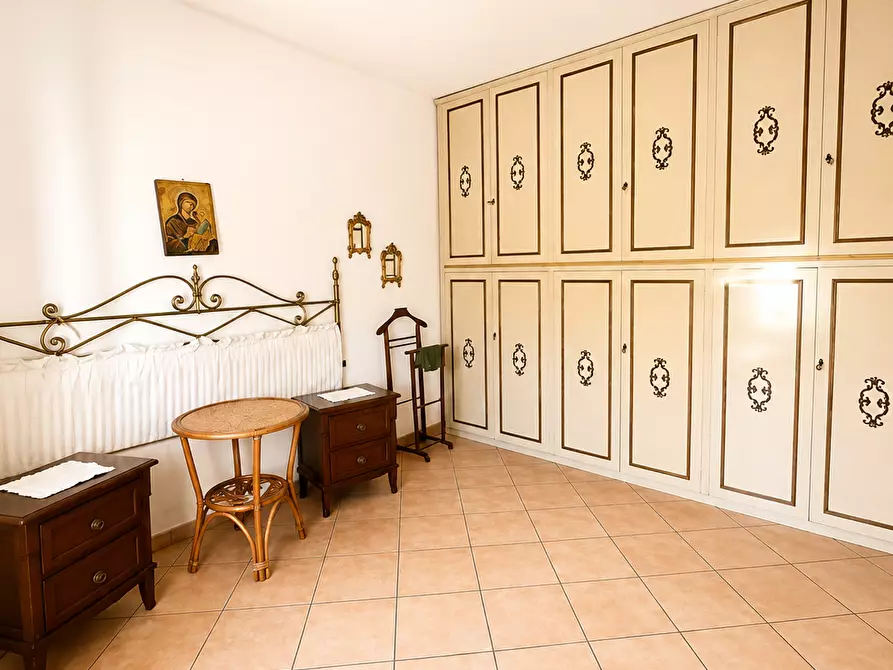 Immagine 8 di Appartamento in vendita  a Carrara