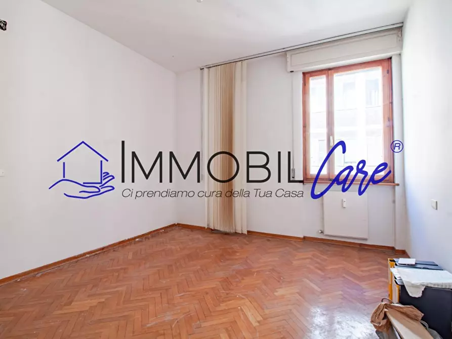 Immagine 10 di Appartamento in vendita  a Livorno