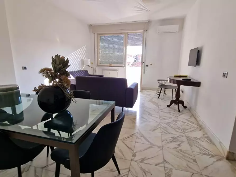 Immagine 1 di Appartamento in vendita  a Carrara