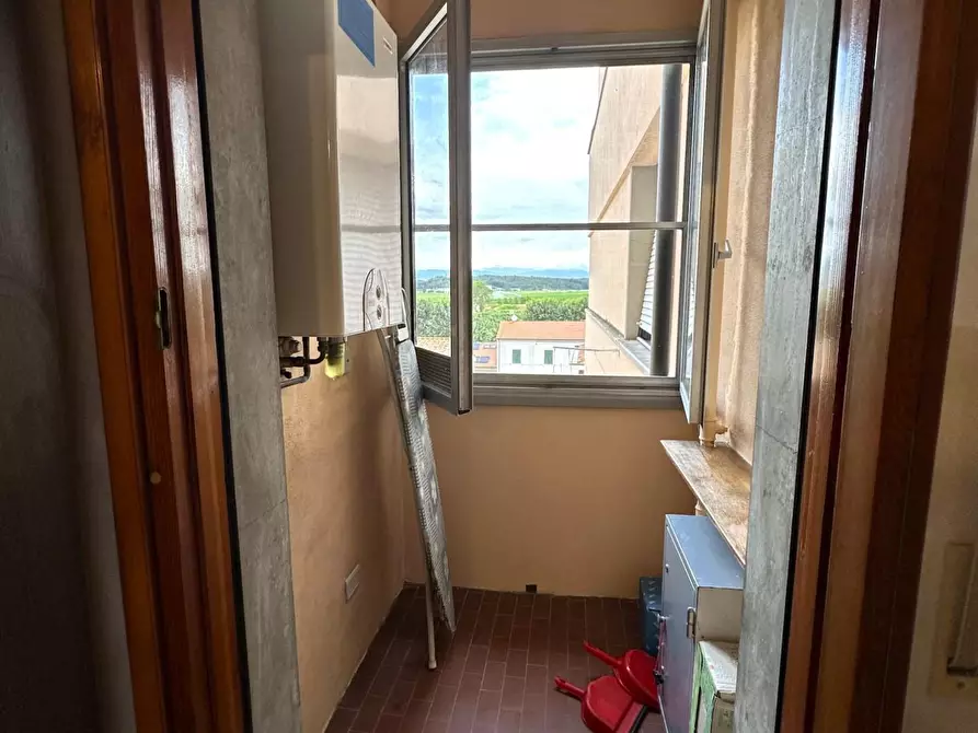 Immagine 10 di Appartamento in vendita  a Pontedera