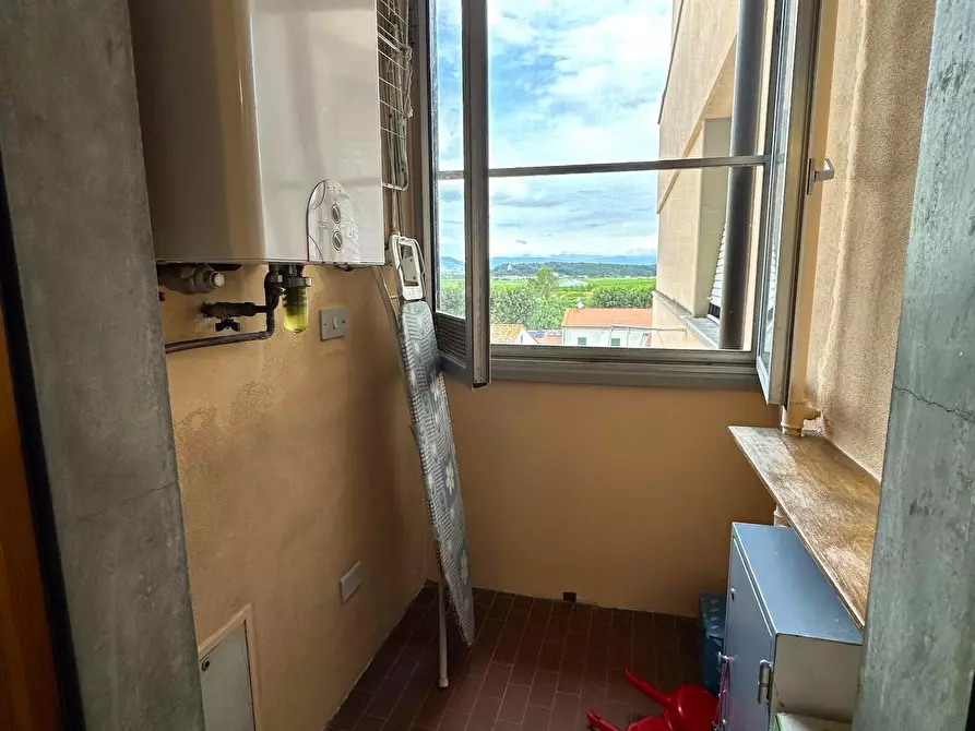 Immagine 11 di Appartamento in vendita  a Pontedera