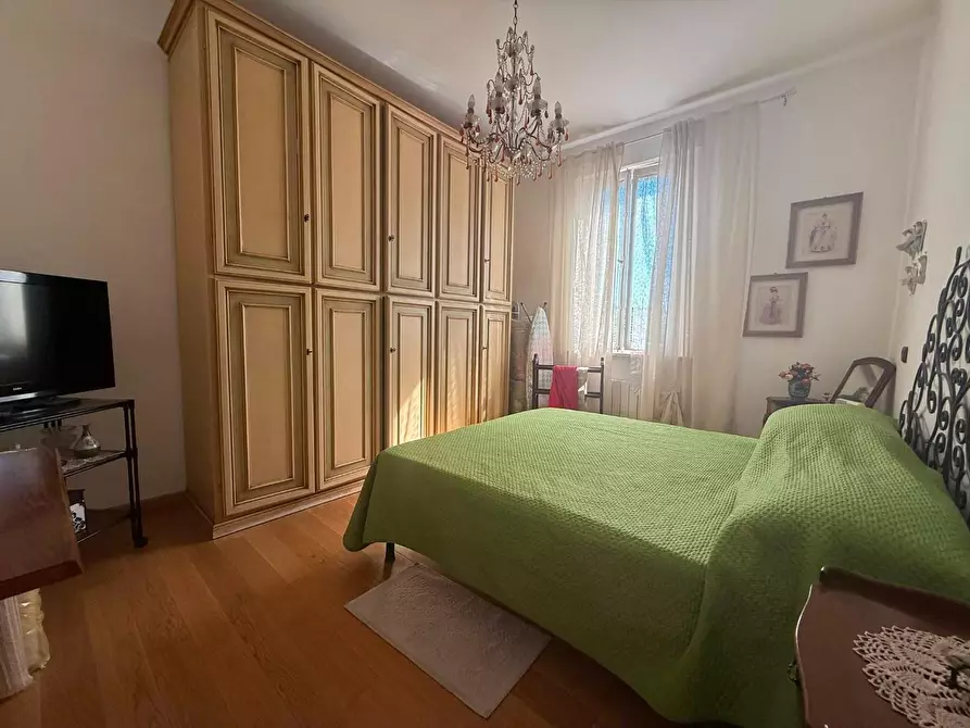 Immagine 12 di Terratetto in vendita  a Viareggio