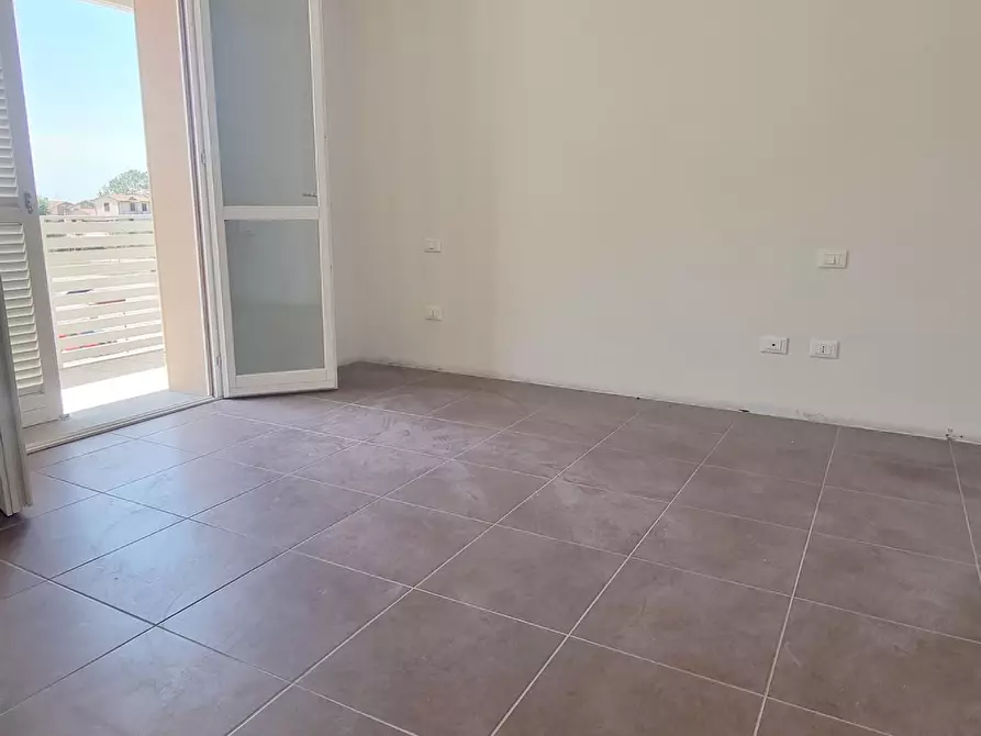Immagine 11 di Mansarda in vendita  a Pontedera