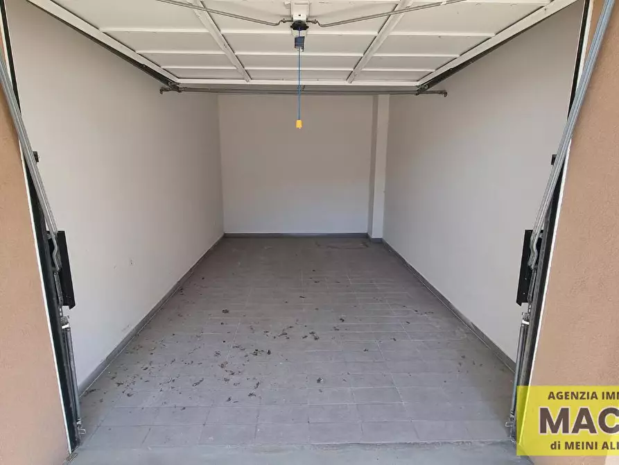 Immagine 23 di Mansarda in vendita  a Pontedera