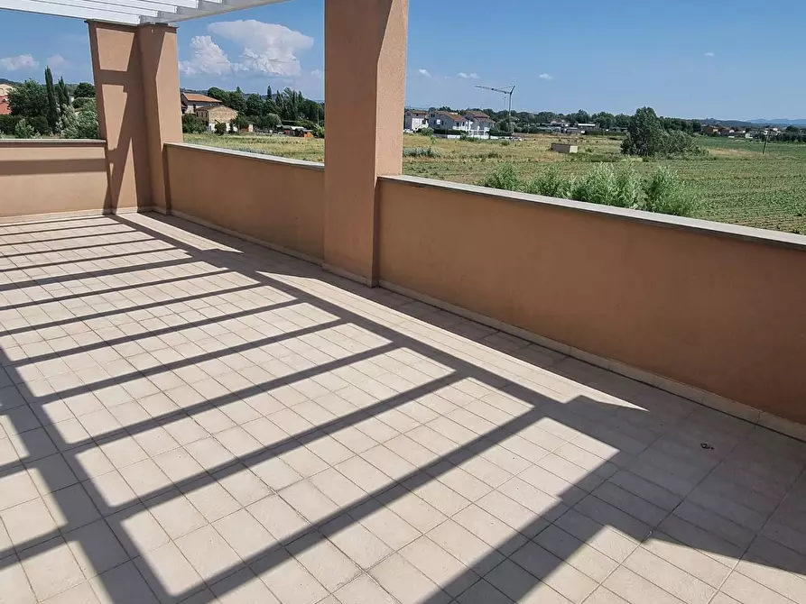 Immagine 10 di Mansarda in vendita  a Pontedera