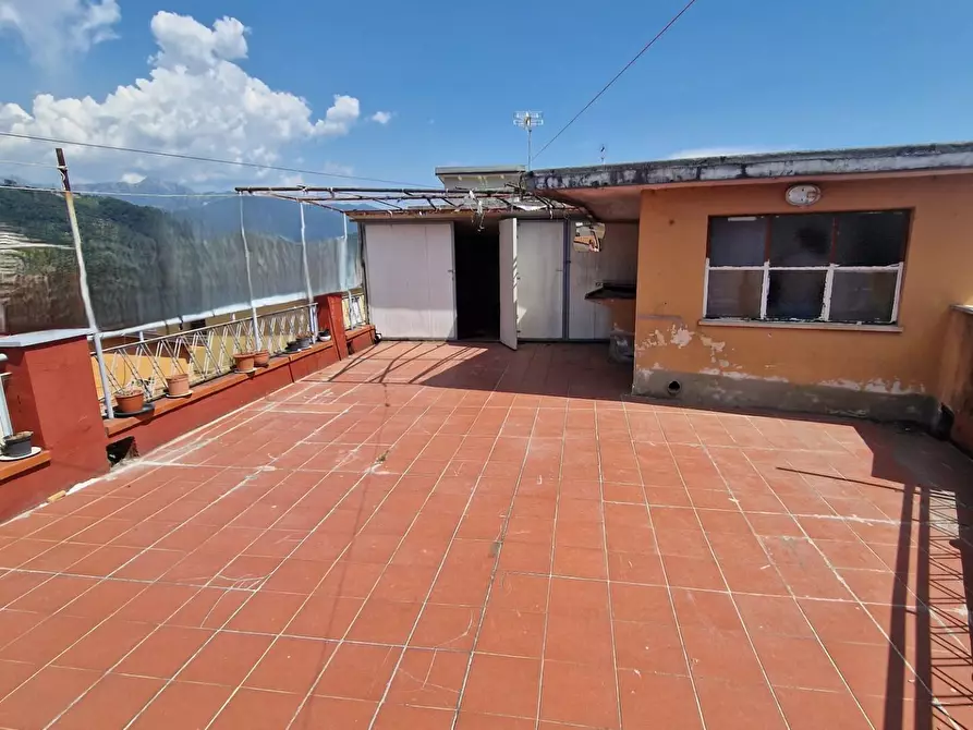 Immagine 1 di Appartamento in vendita  a Carrara