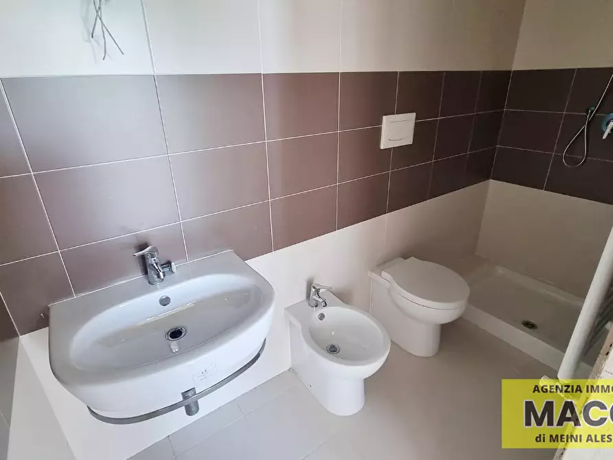 Immagine 6 di Mansarda in vendita  a Pontedera