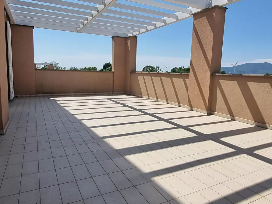 Immagine 4 di Mansarda in vendita  a Pontedera
