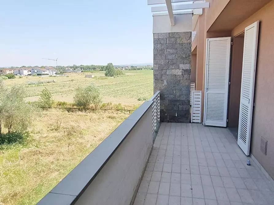 Immagine 11 di Mansarda in vendita  a Pontedera